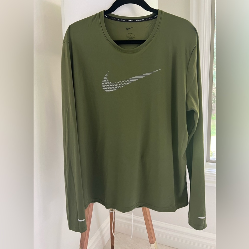 Nike Men’s Dri-Fit Running Shirt